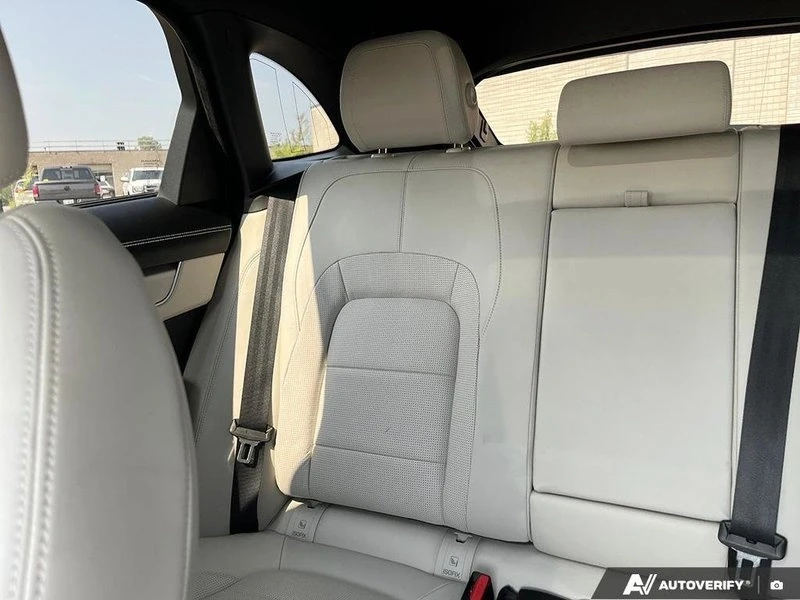 2021 Jaguar F-Pace - Image 12 of 20