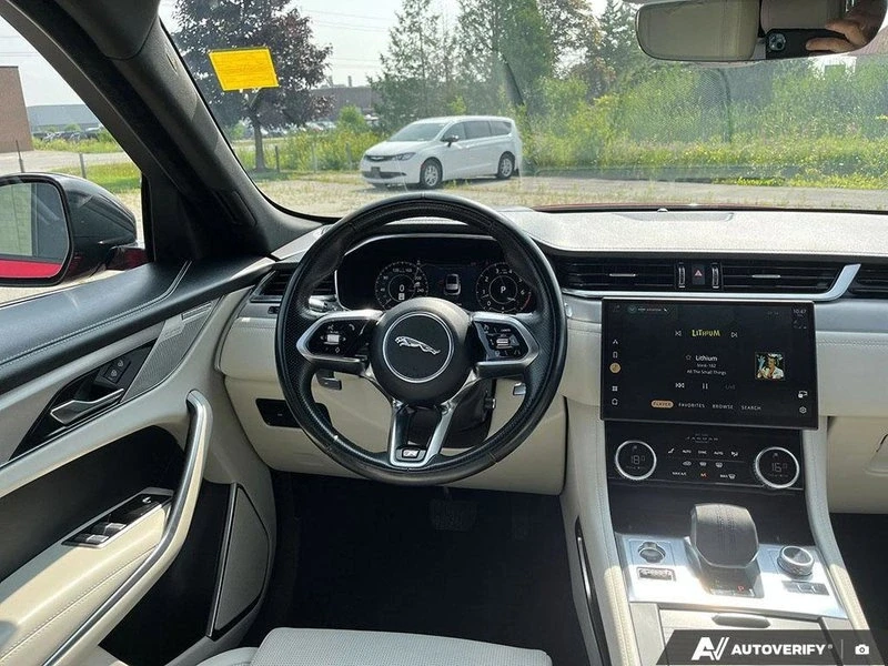 2021 Jaguar F-Pace - Image 9 of 20