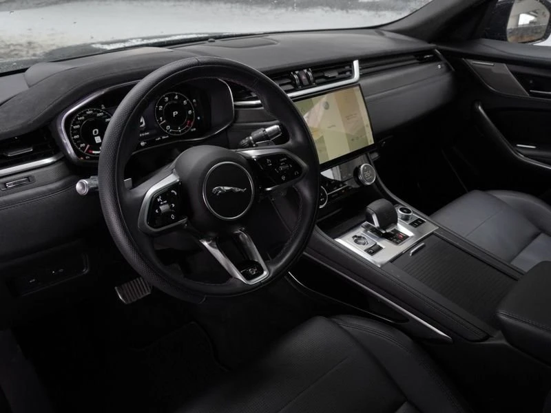 2021 Jaguar F-Pace SVR - Image 9 of 20