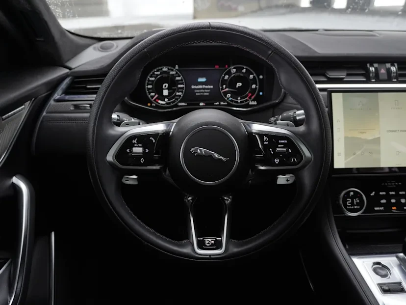 2021 Jaguar F-Pace SVR - Image 10 of 18