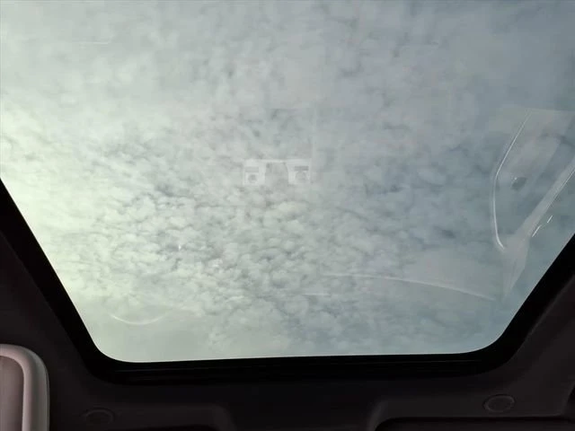 2021 Jaguar F-Pace - Image 7 of 13