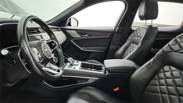2021 Jaguar F-Pace - Image 11 of 19
