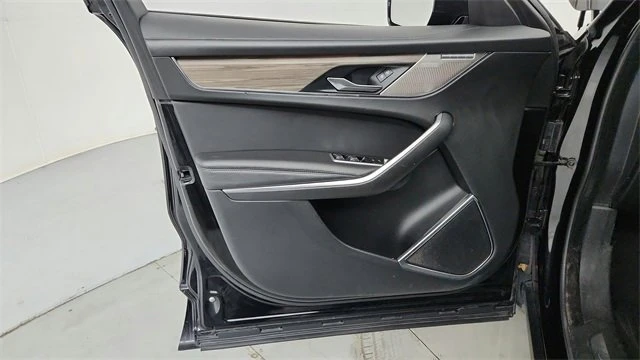 2021 Jaguar F-Pace - Image 10 of 19