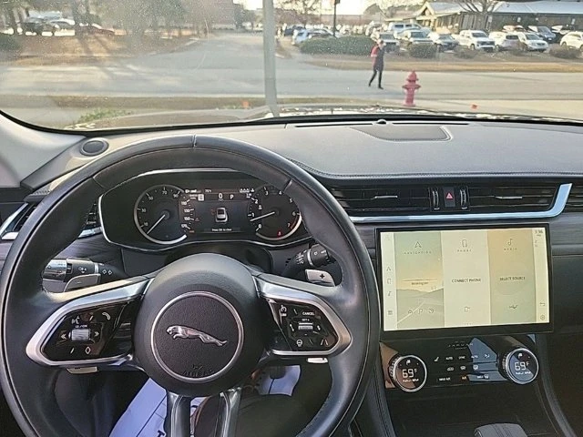2021 Jaguar F-Pace - Image 5 of 5