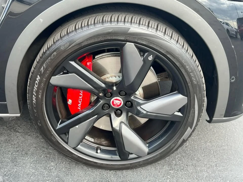 2021 Jaguar F-Pace SVR - Image 5 of 10