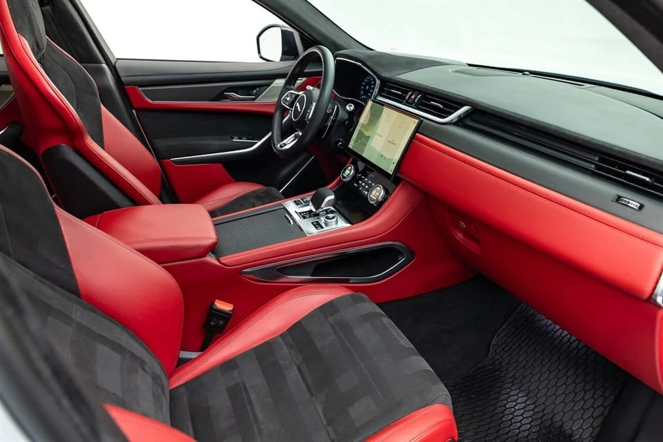 2021 Jaguar F-Pace SVR - Image 8 of 17