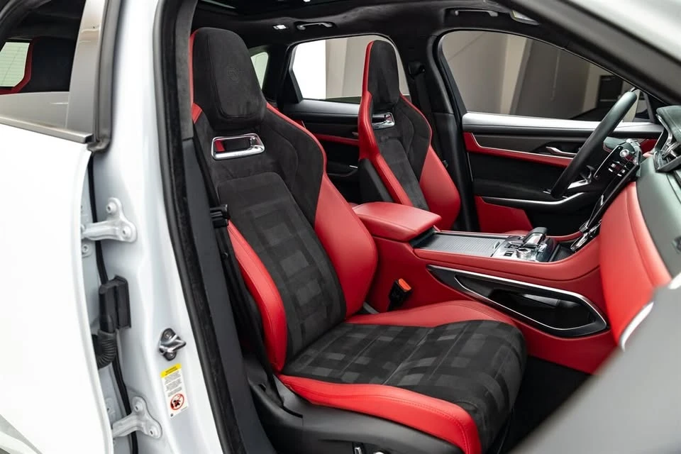 2021 Jaguar F-Pace SVR - Image 9 of 17