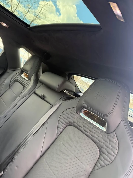2021 Jaguar F-Pace SVR - Image 6 of 12