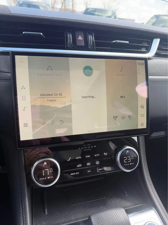 2021 Jaguar F-Pace SVR - Image 11 of 12