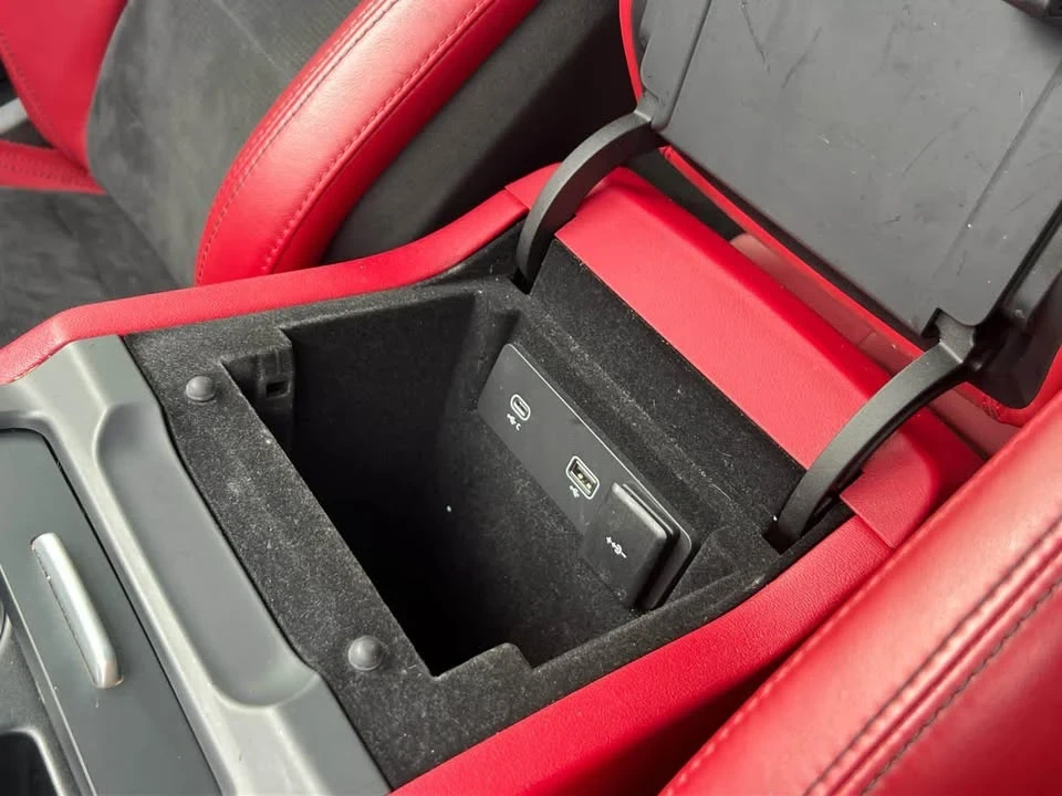 2021 Jaguar F-Pace SVR - Image 7 of 20