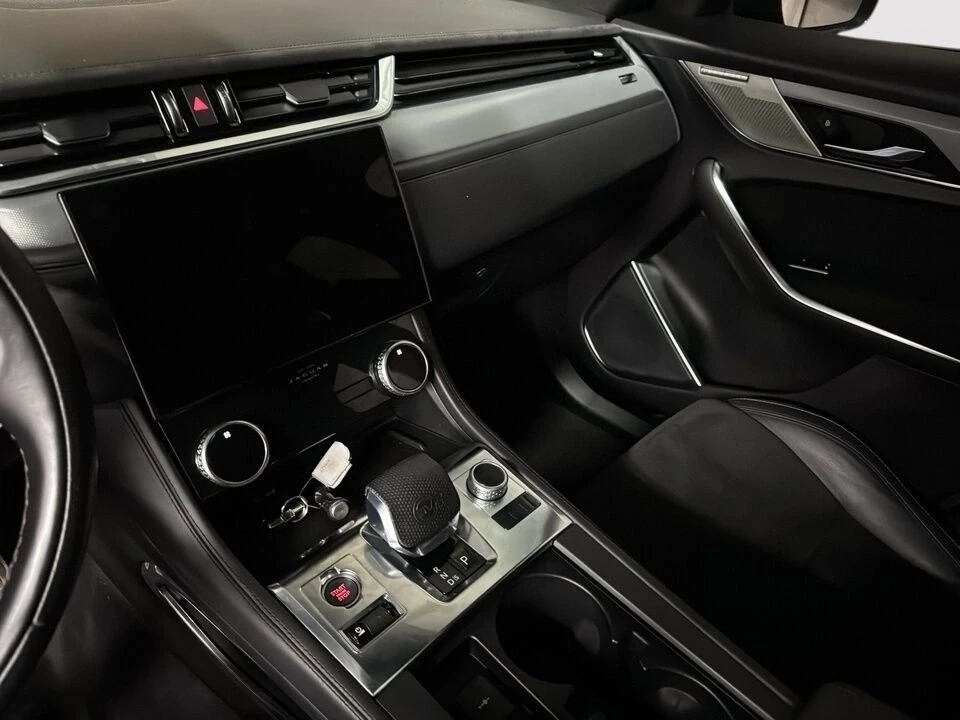 2021 Jaguar F-Pace SVR - Image 16 of 19