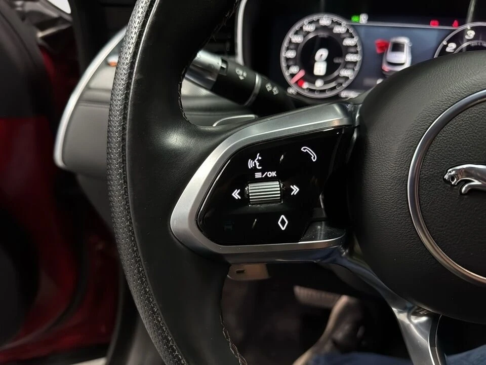 2021 Jaguar F-Pace SVR - Image 11 of 19