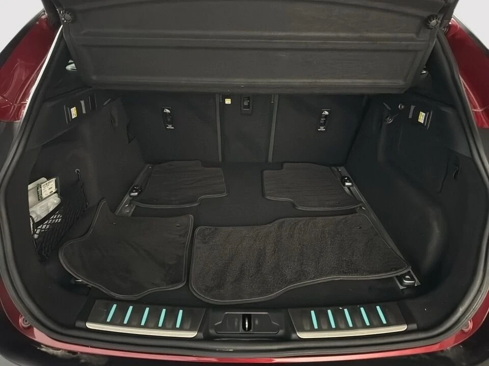 2021 Jaguar F-Pace SVR - Image 8 of 19