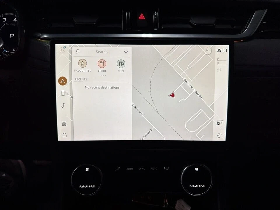 2021 Jaguar F-Pace SVR - Image 15 of 19