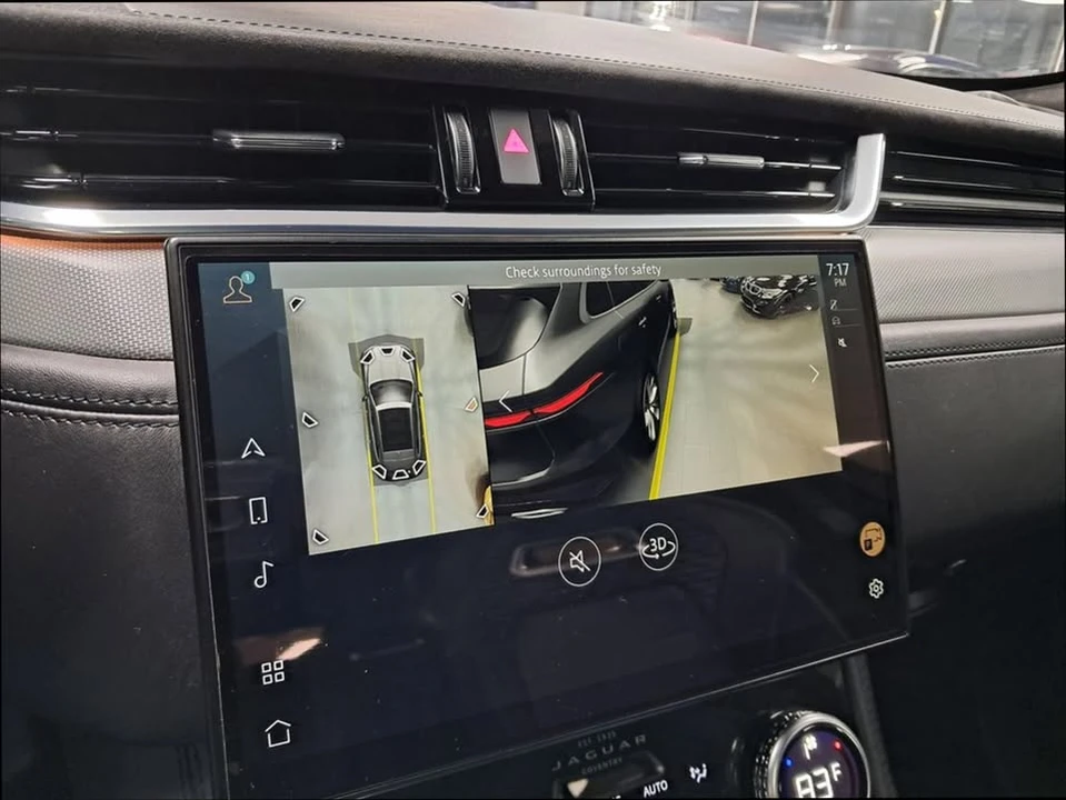 2021 Jaguar F-Pace SVR - Image 16 of 17