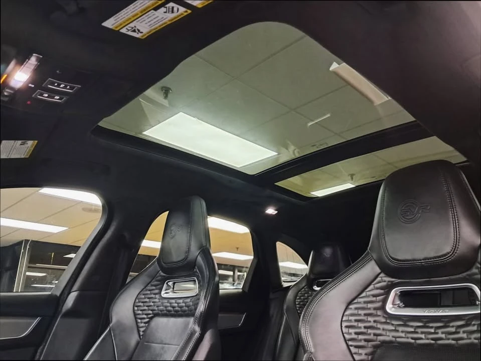 2021 Jaguar F-Pace SVR - Image 6 of 17
