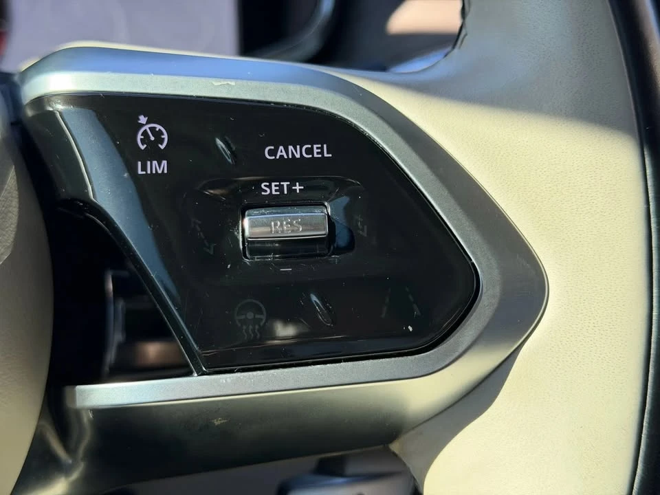 2021 Jaguar F-Pace - Image 14 of 20