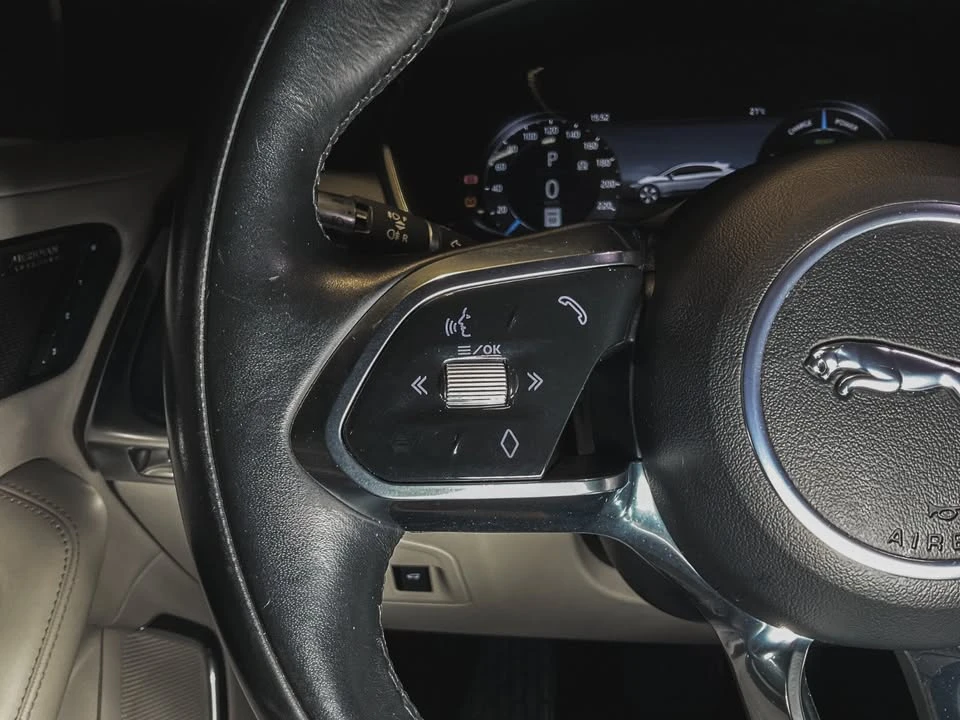 2021 Jaguar I-Pace - Image 11 of 20