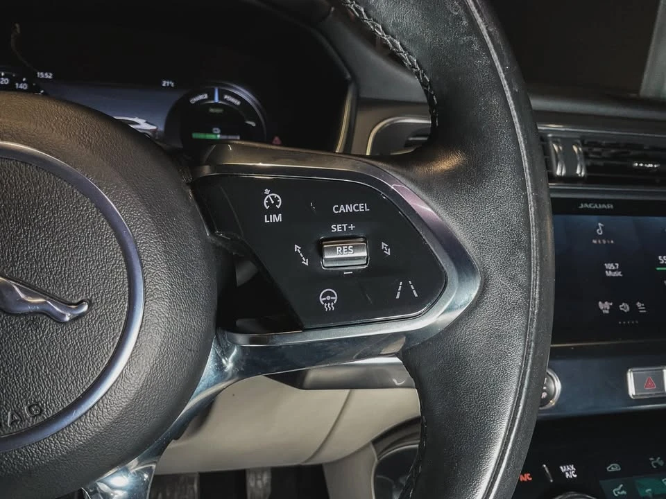 2021 Jaguar I-Pace - Image 12 of 20