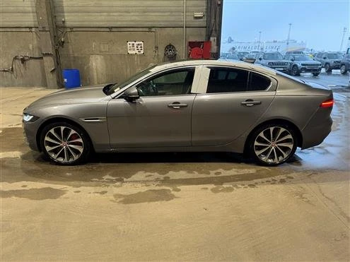 2021 Jaguar XE - Image 6 of 19