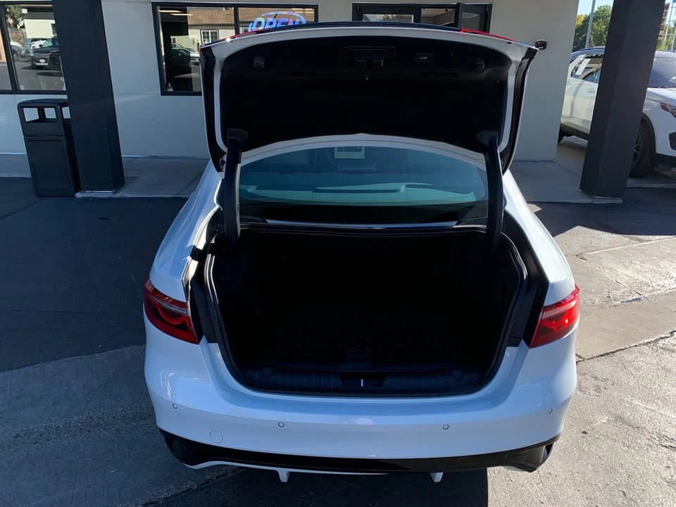 2021 Jaguar X260 XF - Image 8 of 19