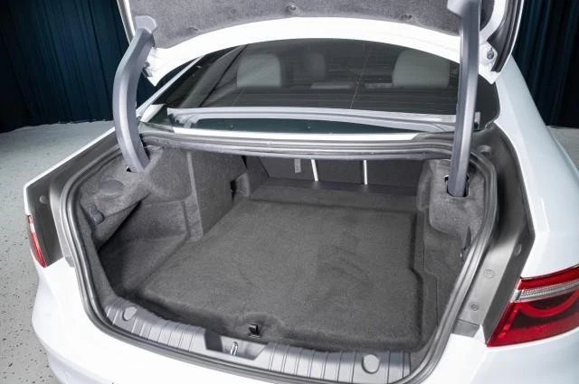 2021 Jaguar X260 XF - Image 6 of 20