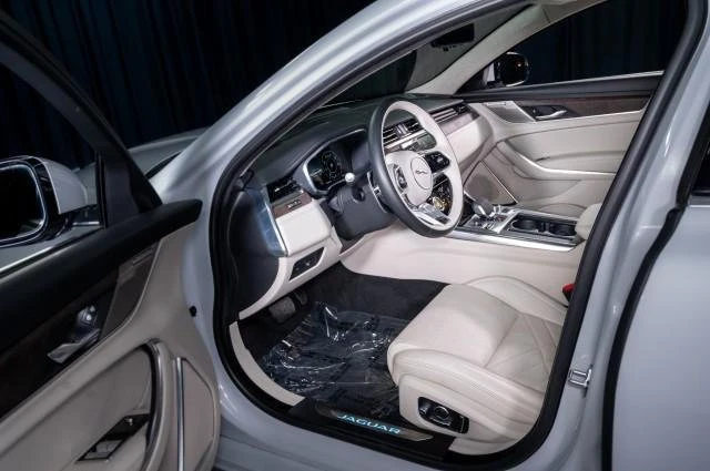2021 Jaguar X260 XF - Image 9 of 20