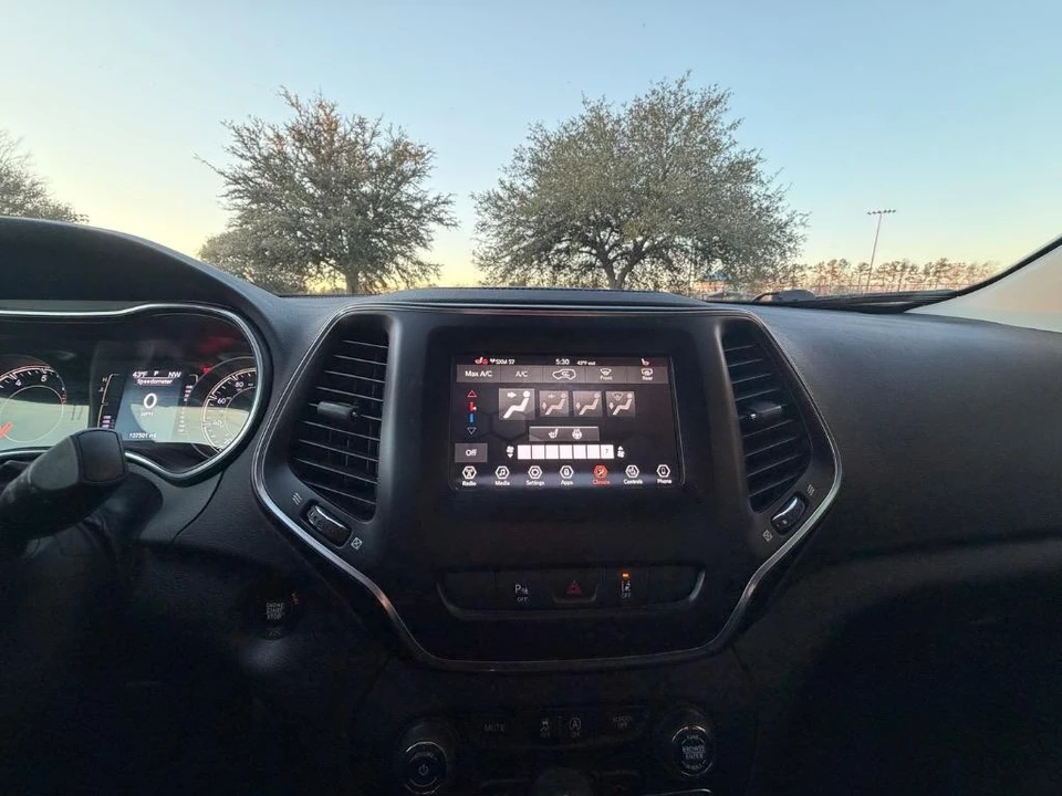 2021 Jeep KL Cherokee - Image 13 of 21