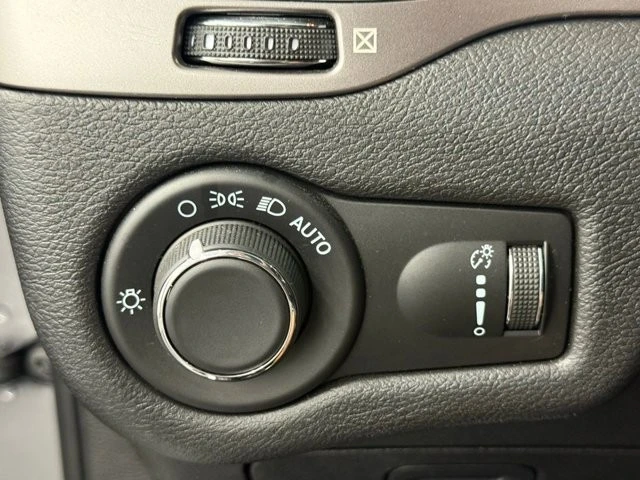 2021 Jeep KL Cherokee - Image 23 of 31