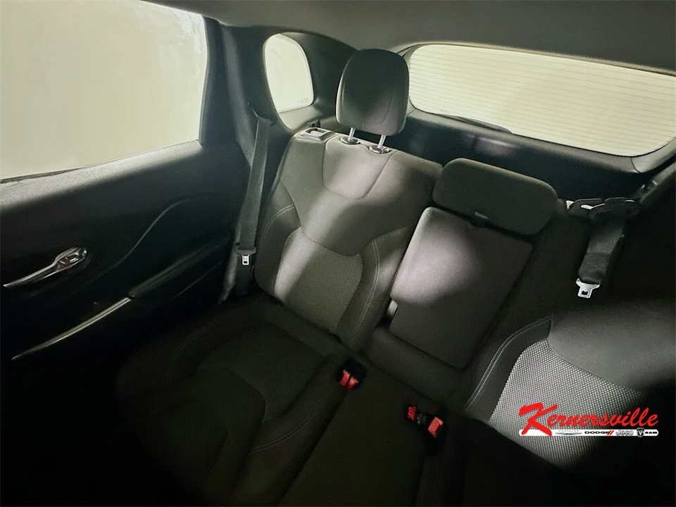 2021 Jeep KL Cherokee - Image 12 of 21