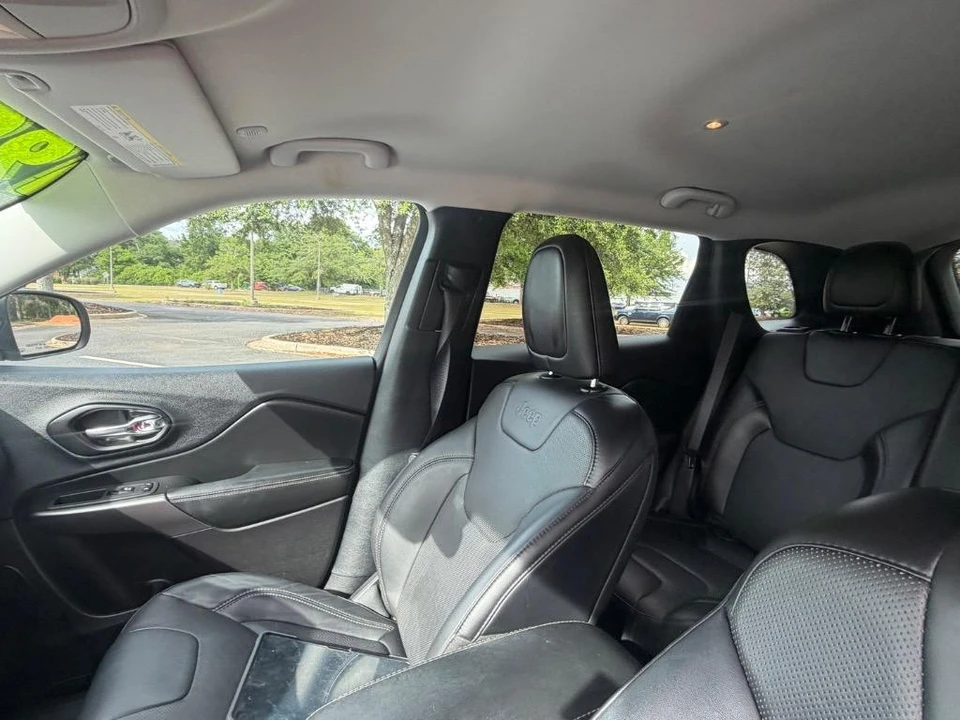 2021 Jeep KL Cherokee - Image 10 of 29