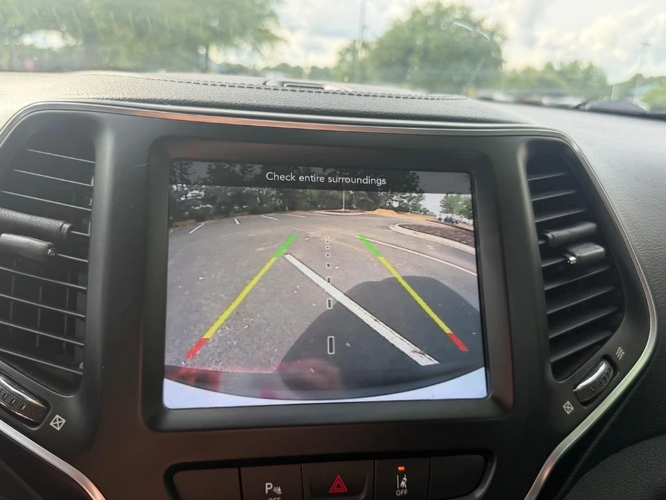 2021 Jeep KL Cherokee - Image 15 of 29