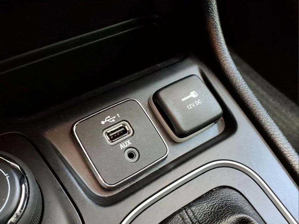2021 Jeep - Image 9 of 24