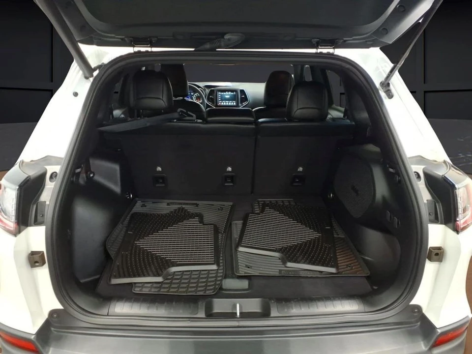 2021 Jeep - Image 24 of 24