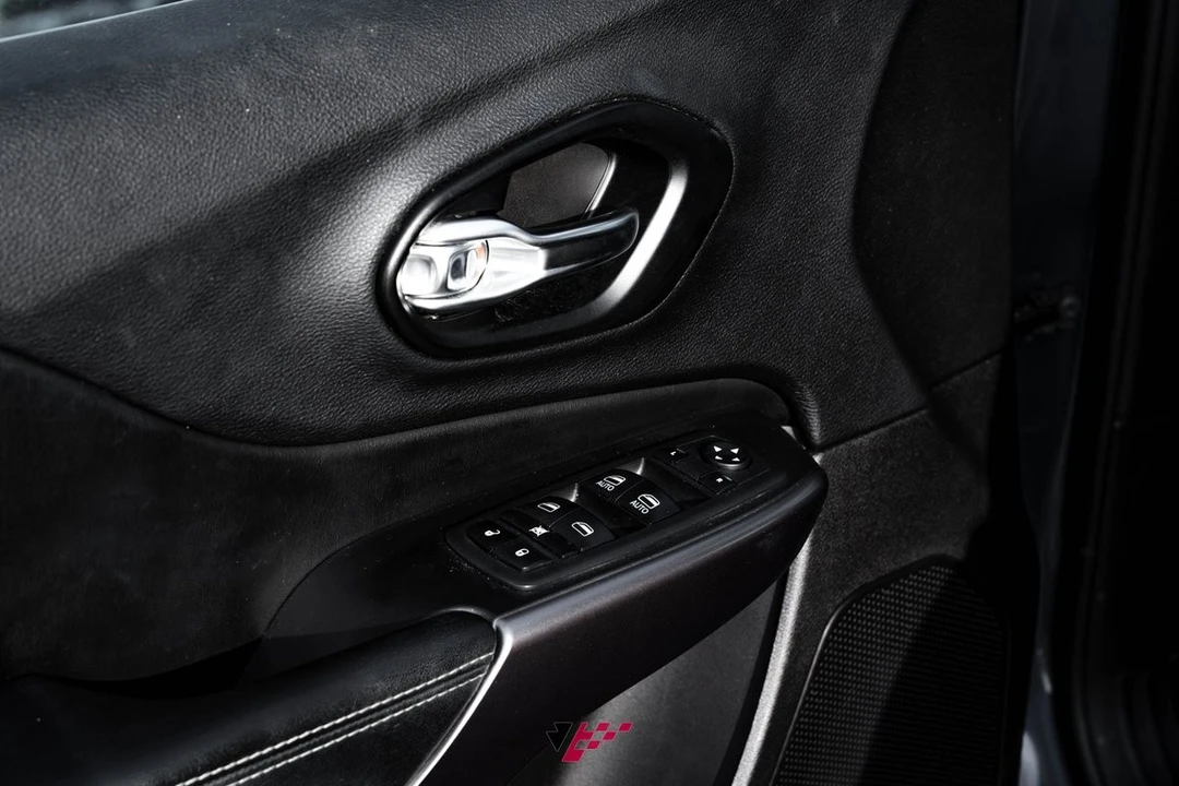 2021 Jeep KL Cherokee - Image 24 of 31