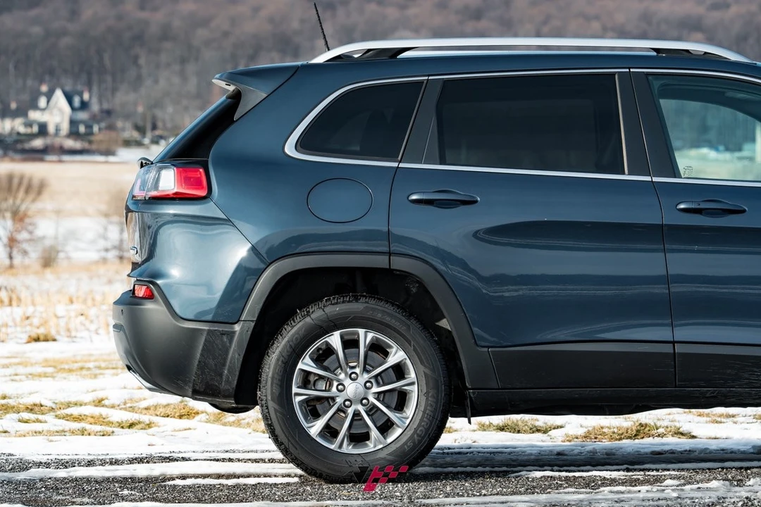 2021 Jeep KL Cherokee - Image 9 of 31