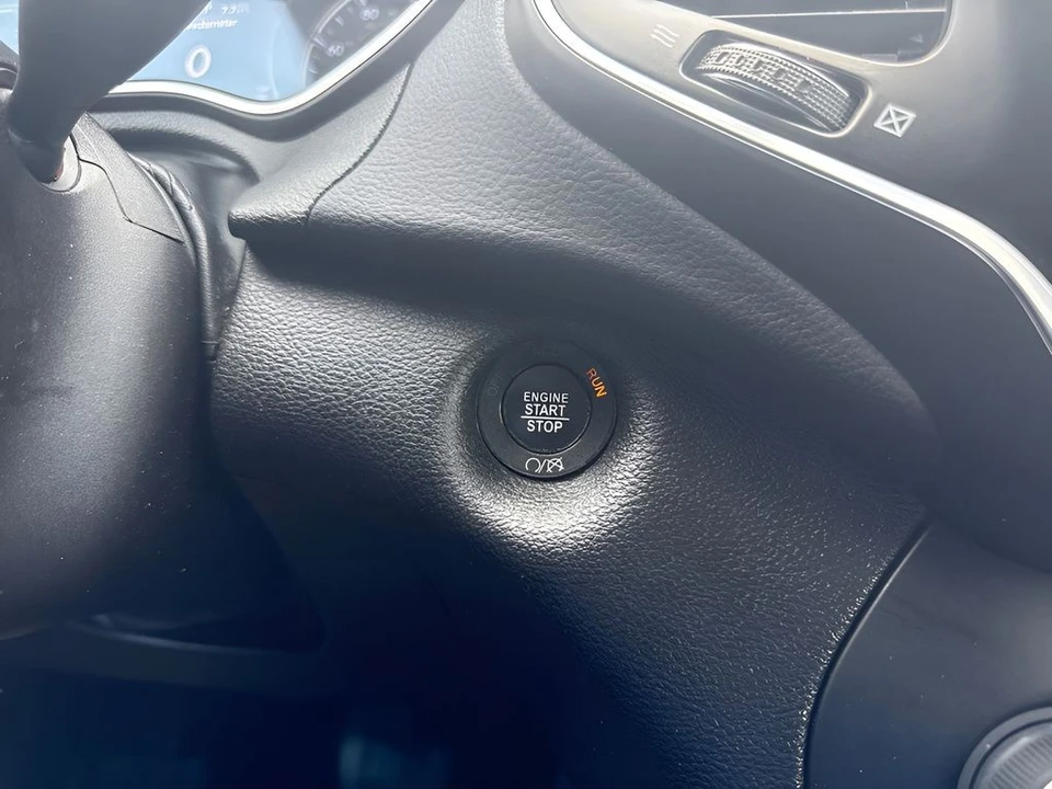 2021 Jeep KL Cherokee - Image 17 of 30