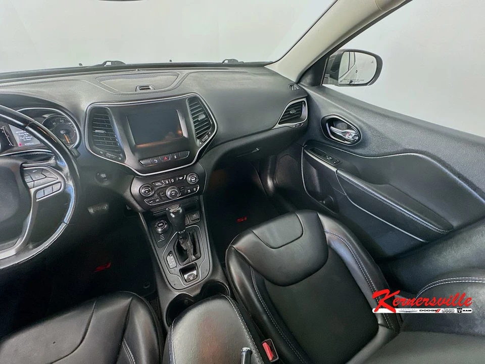 2021 Jeep KL Cherokee - Image 11 of 24