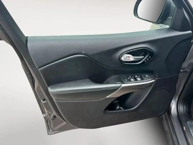 2021 Jeep KL Cherokee - Image 9 of 25