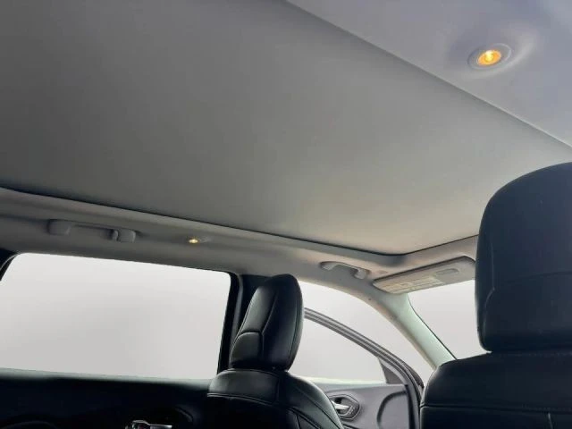 2021 Jeep KL Cherokee - Image 19 of 25