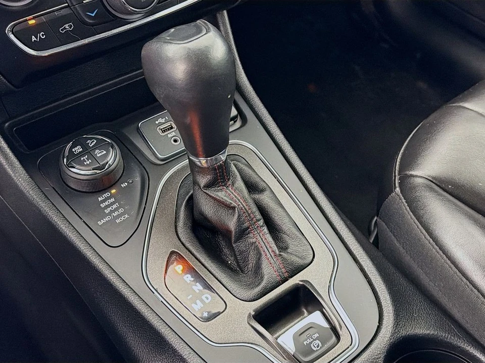 2021 Jeep KL Cherokee - Image 18 of 31