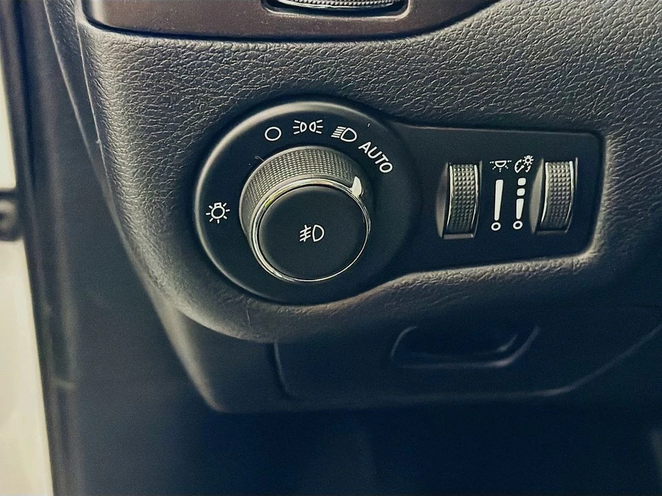 2021 Jeep KL Cherokee - Image 11 of 31