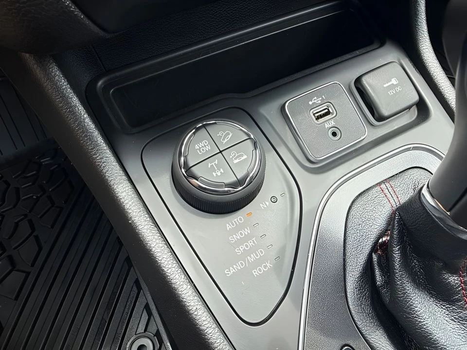 2021 Jeep KL Cherokee - Image 21 of 31