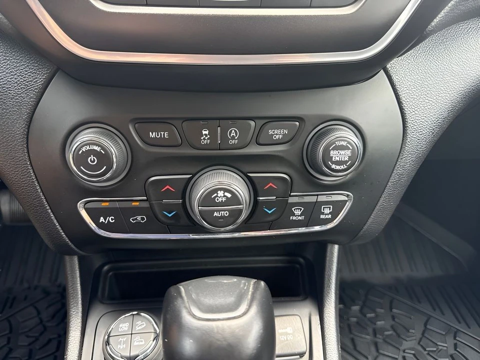 2021 Jeep KL Cherokee - Image 18 of 31