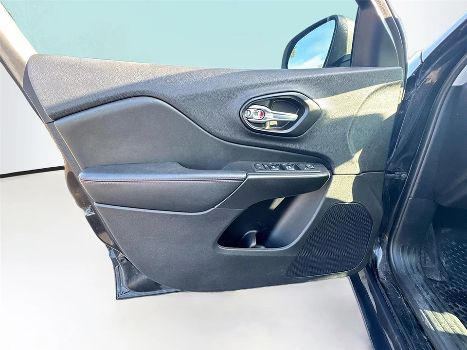 2021 Jeep KL Cherokee - Image 12 of 16