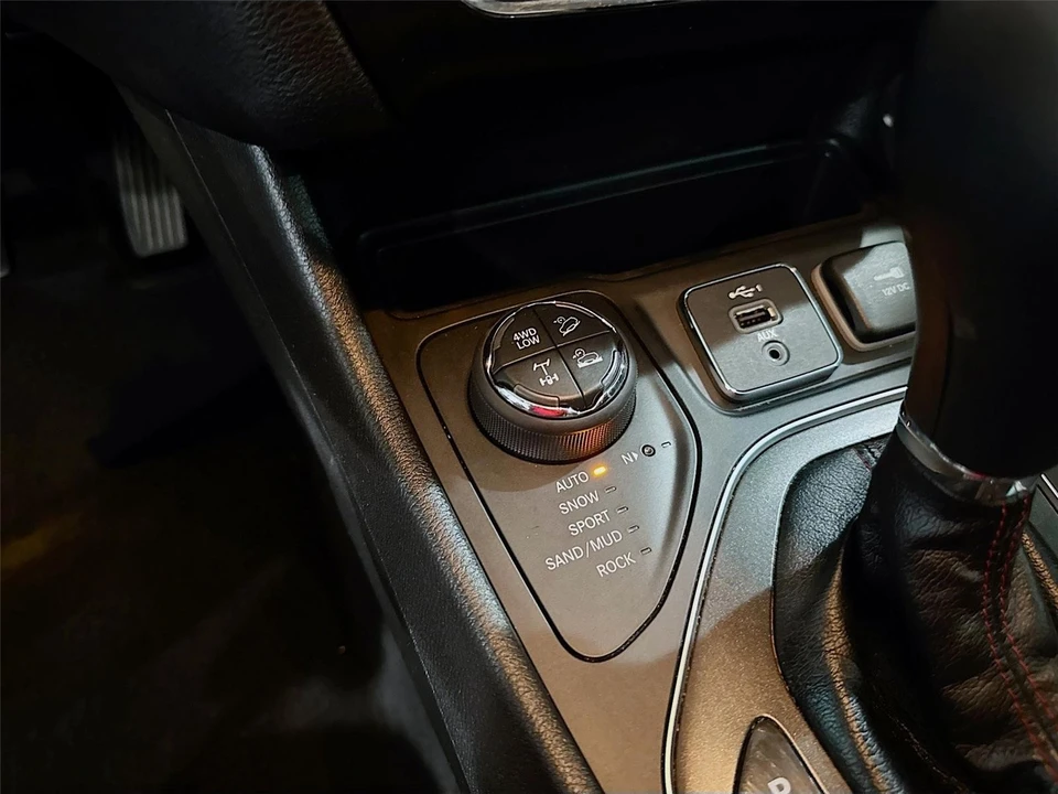 2021 Jeep KL Cherokee - Image 11 of 21