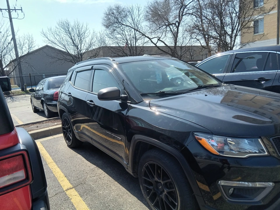 2021 Jeep Compass - Image 10 of 21