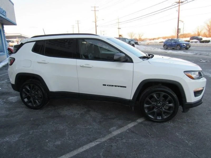 2021 Jeep Compass - Image 9 of 12