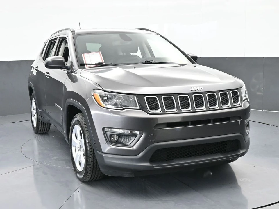 2021 Jeep Compass - Image 9 of 12