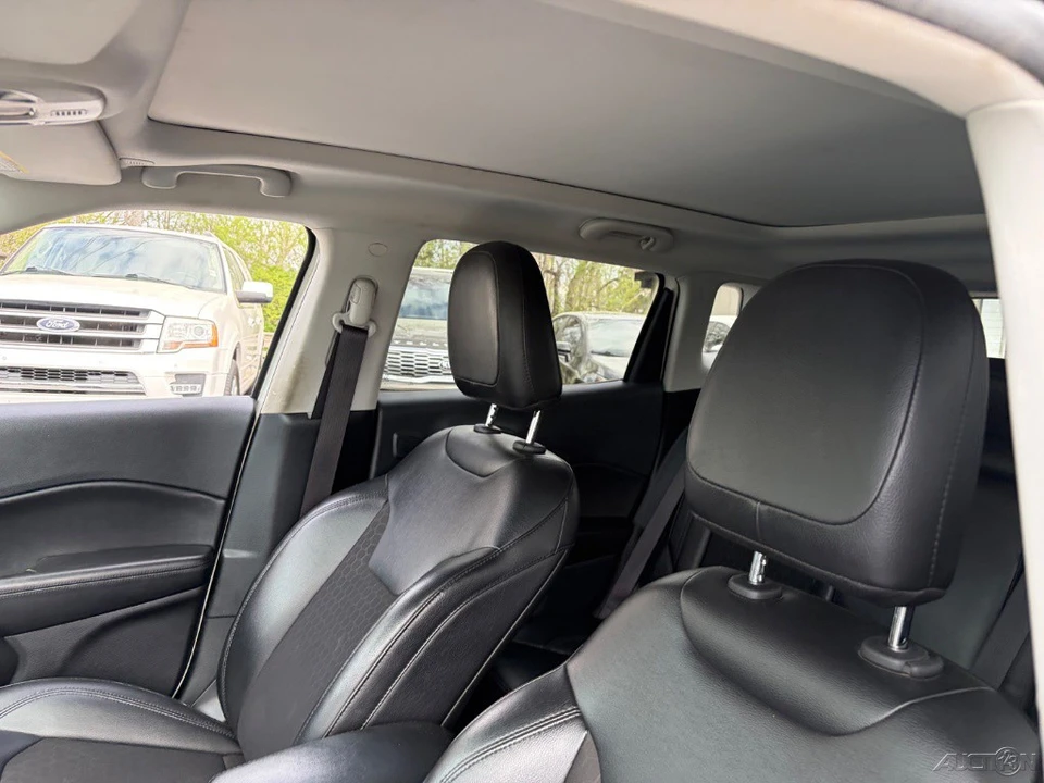 2021 Jeep Compass - Image 11 of 12